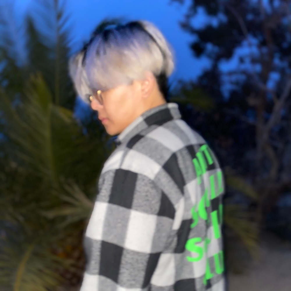 Meet your Posher, Ethan